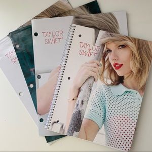 Taylor Swift notebook/folder bundle